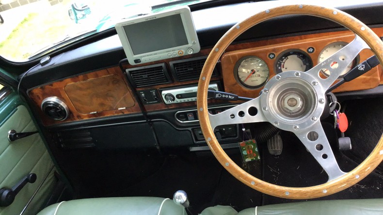 内装インパネ全体