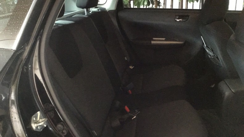 内装後方シート