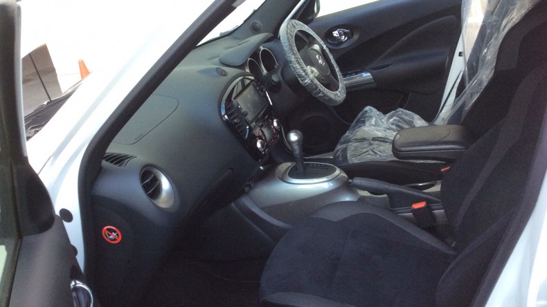 内装前方シート