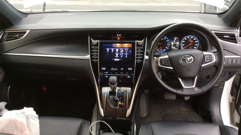 内装インパネ全体