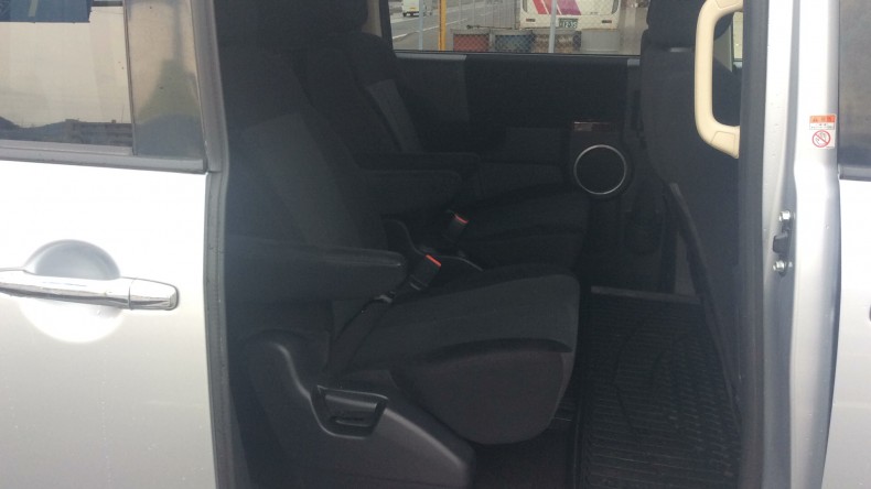 内装後方シート