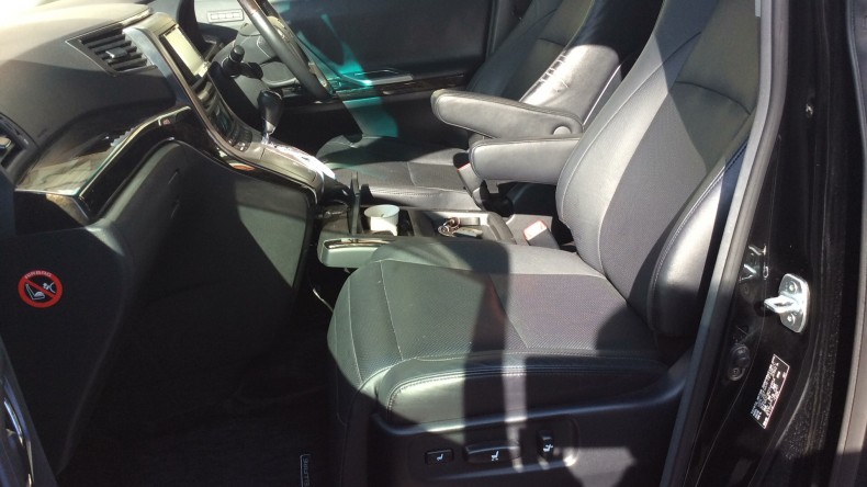 内装前方シート