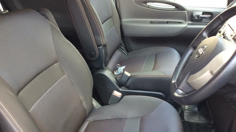 内装前方シート