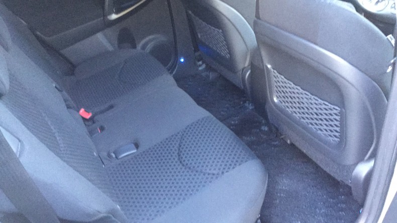 内装後方シート