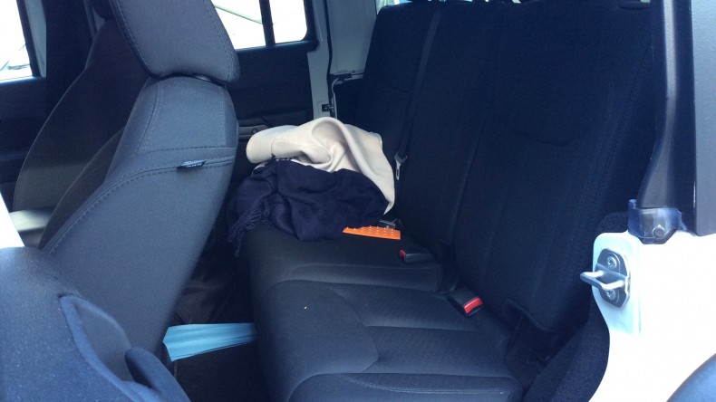 内装後方シート