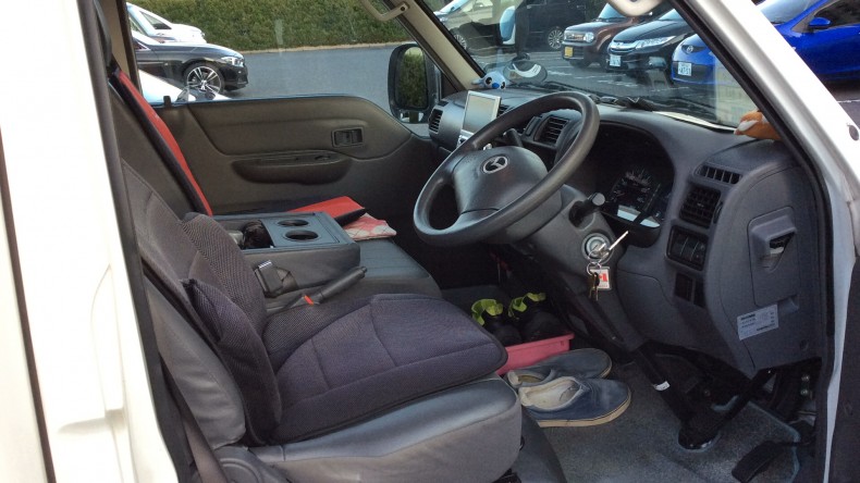 内装前方シート