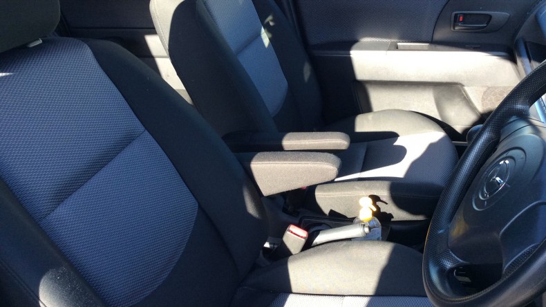 内装前方シート