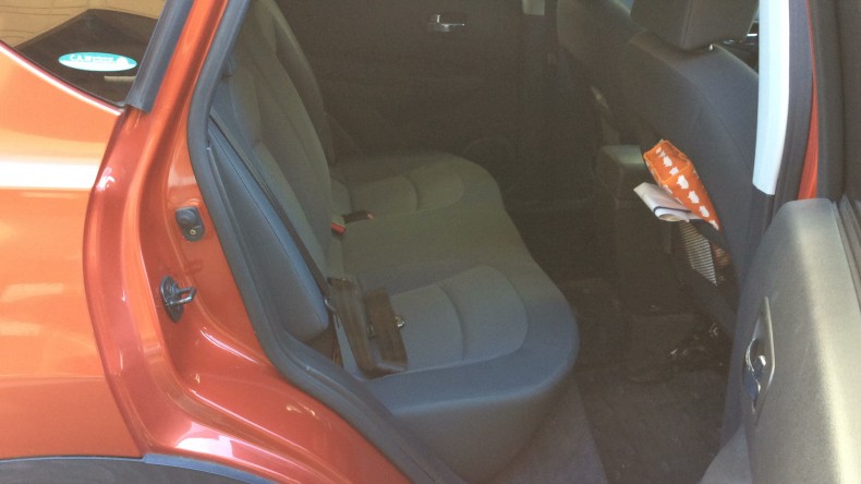 内装後方シート