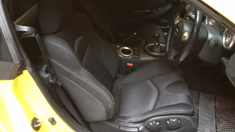 内装前方シート