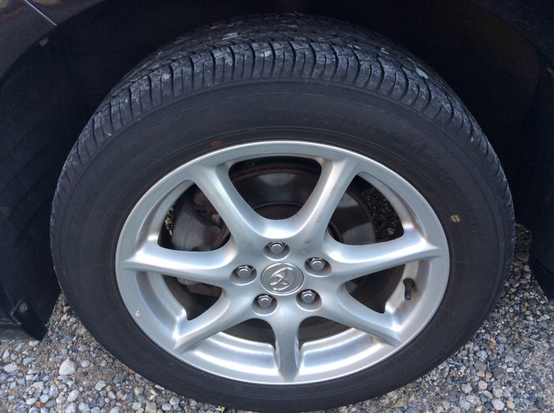 タイヤホイール前