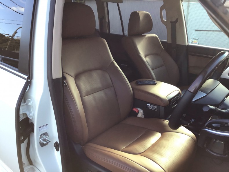 内装前方シート