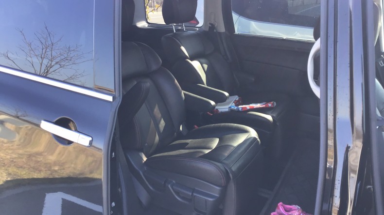 内装後方シート