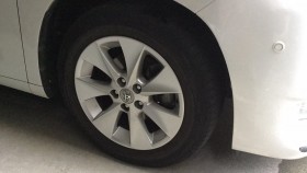 タイヤホイール前