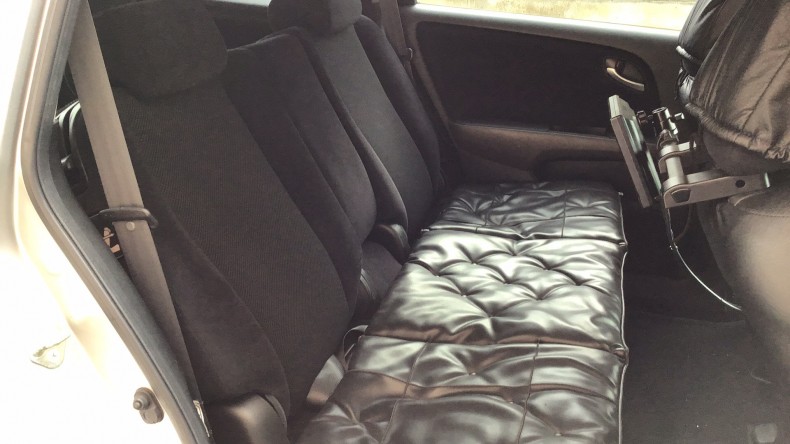 内装後方シート