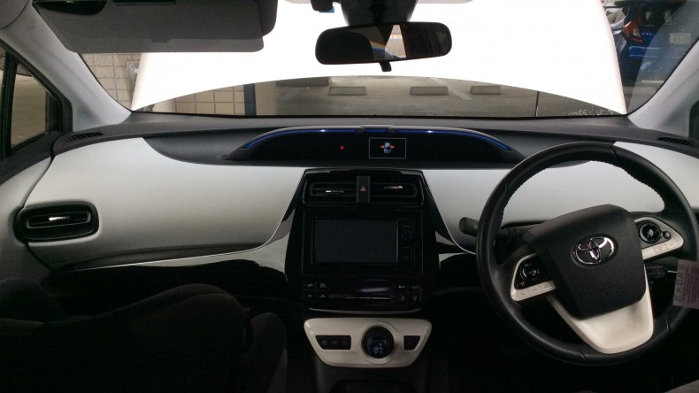 内装インパネ全体