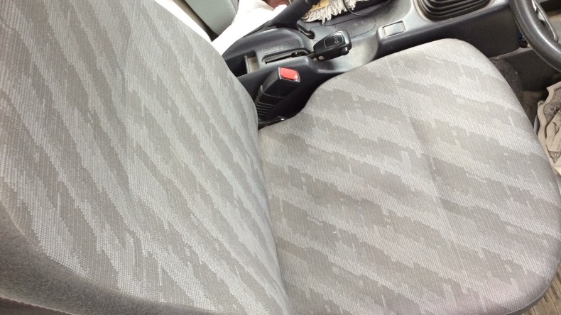 内装後方シート