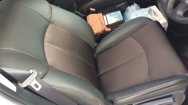 内装前方シート