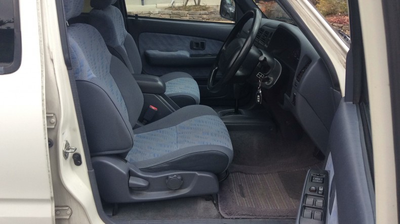 内装前方シート