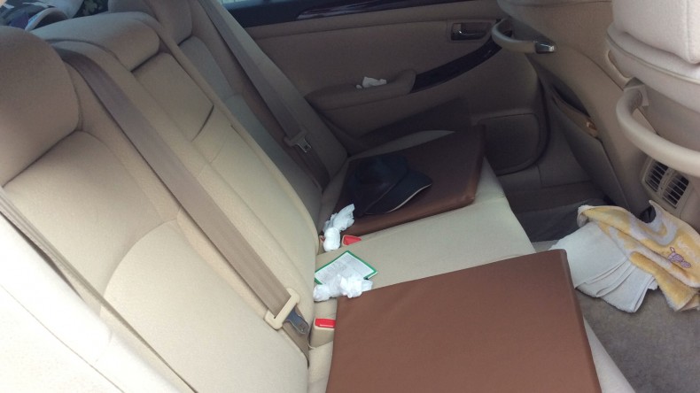 内装後方シート