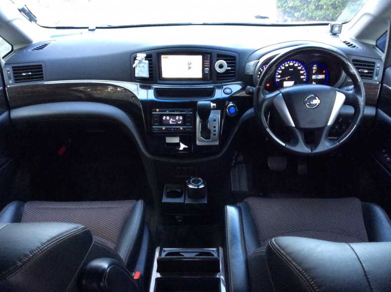 内装インパネ全体