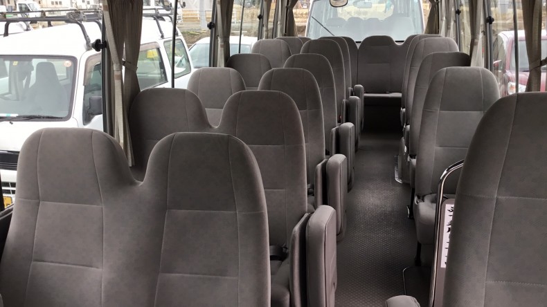 内装後方シート