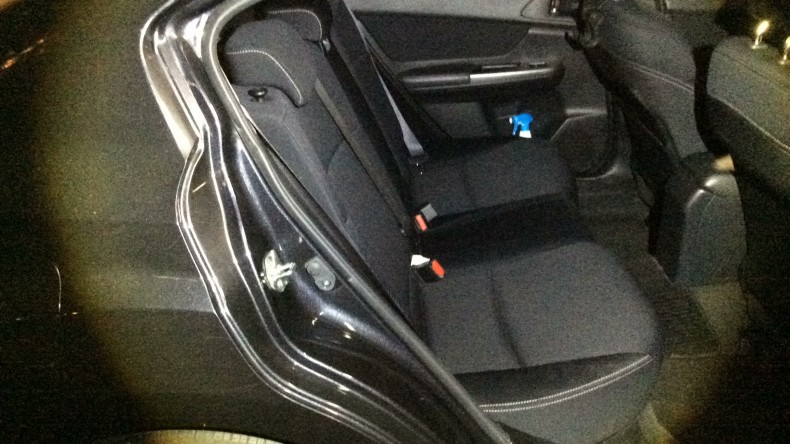 内装後方シート