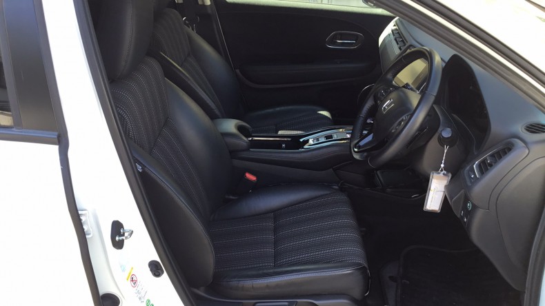 内装前方シート