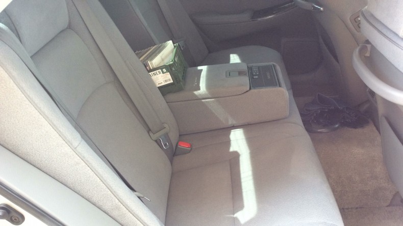 内装後方シート