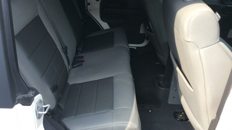 内装後方シート