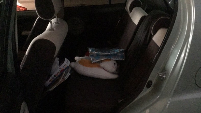 内装後方シート