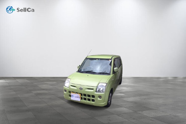 日産　ピノの車種サムネイル画像