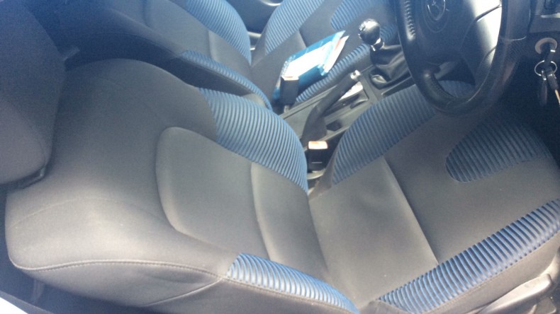 内装前方シート