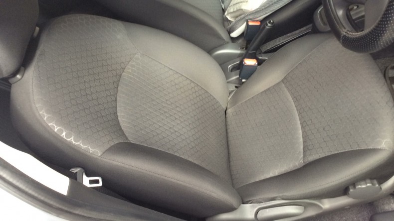 内装前方シート