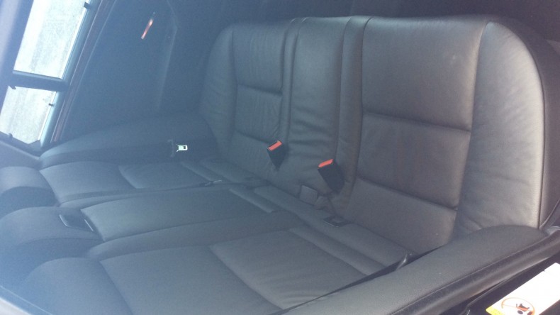 内装後方シート