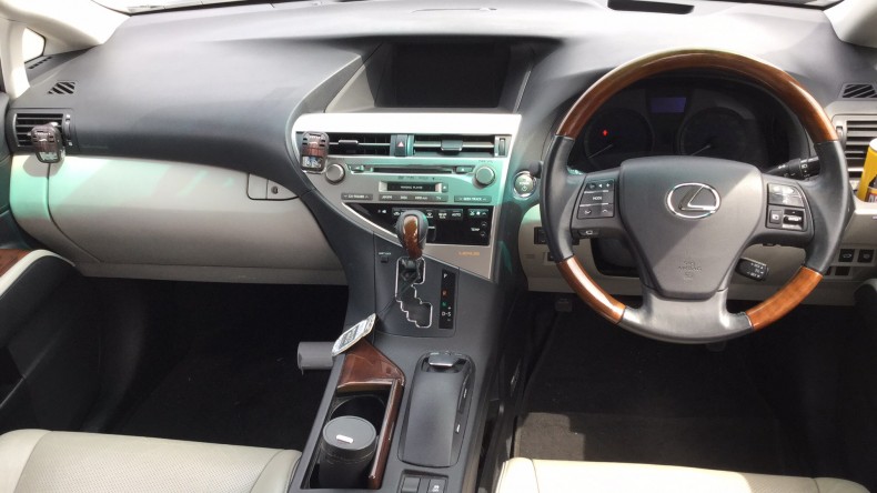 内装インパネ全体