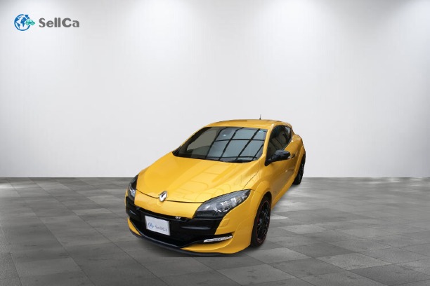 ルノー　メガーヌの車種サムネイル画像