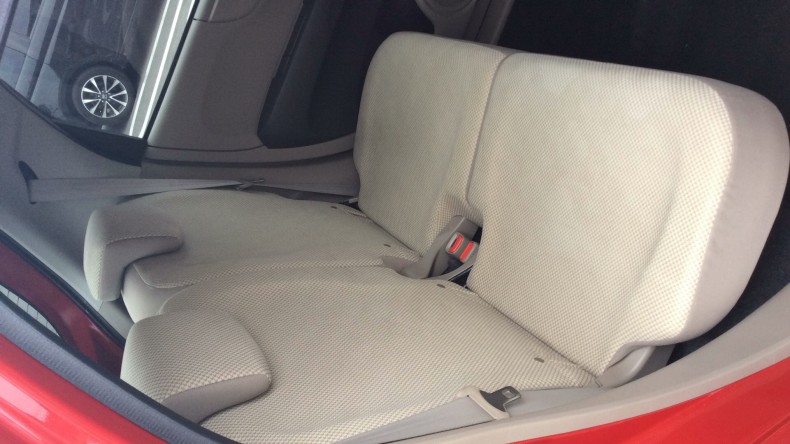 内装後方シート