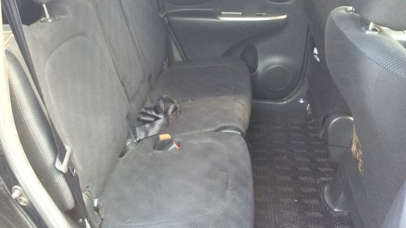 内装後方シート