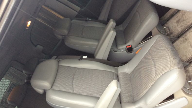 内装後方シート