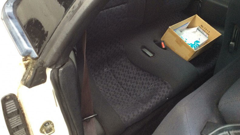 内装後方シート