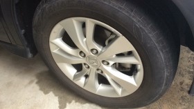 タイヤホイール前