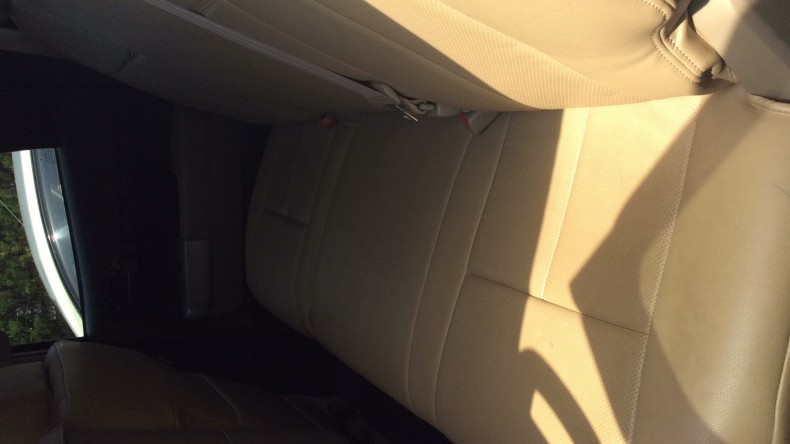 内装後方シート