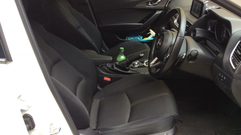 内装前方シート