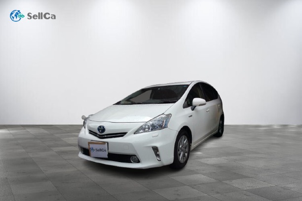 トヨタ/プリウスα-5112