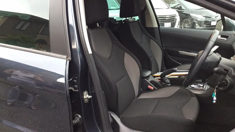 内装前方シート