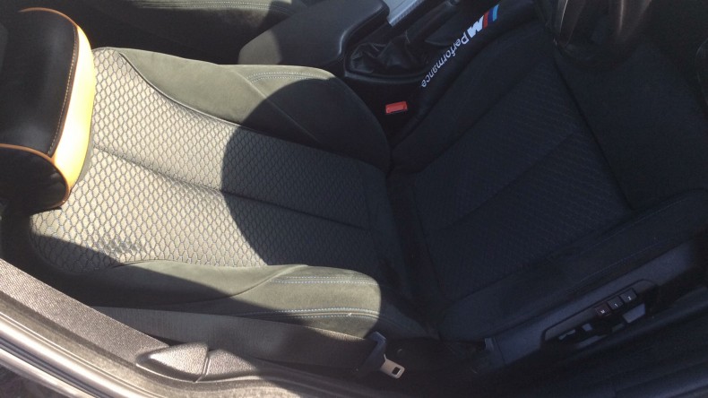 内装前方シート