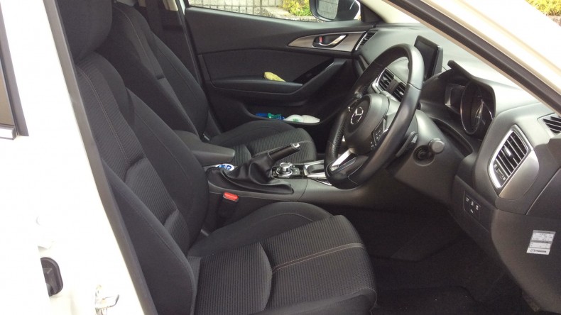 内装前方シート