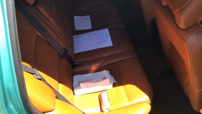 内装後方シート