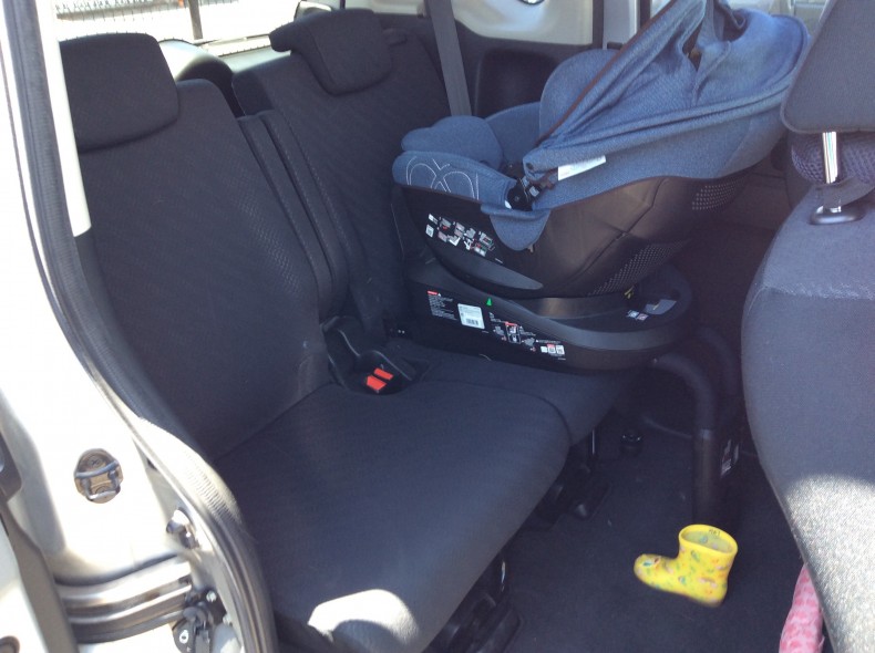 内装後方シート