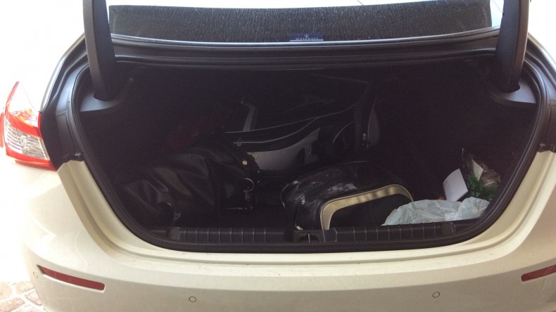 内装トランク